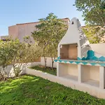 Celeste House With Pool - Happy أولبيا