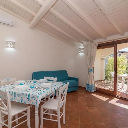 Holiday home Celeste House With Pool - Happy