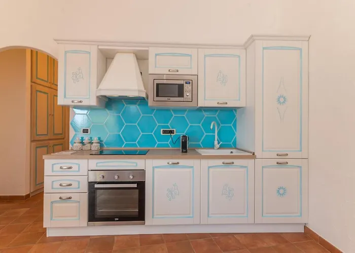 Celeste House With Pool - Happy